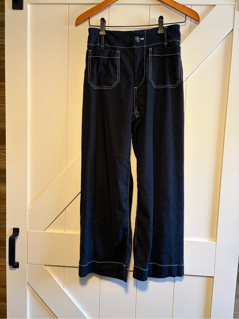 High-Rise Wide-Leg Jeans in Navy with Contrast Stitching